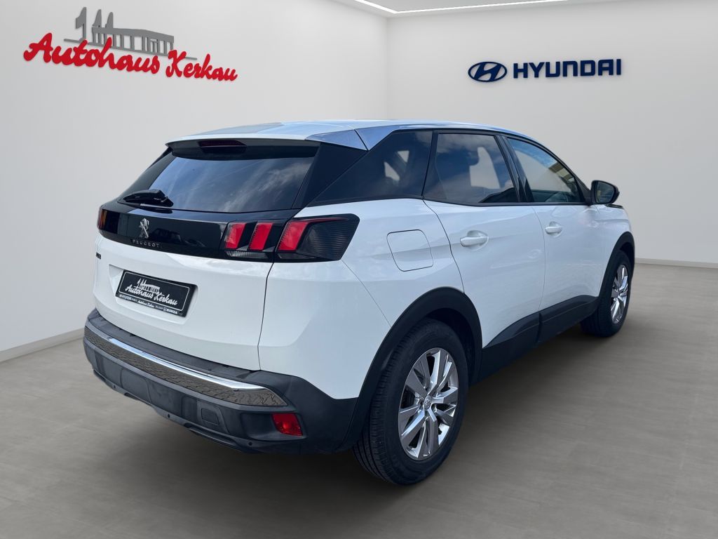 Fahrzeugabbildung Peugeot 3008 PureTech 130 Stop & Start Crossway