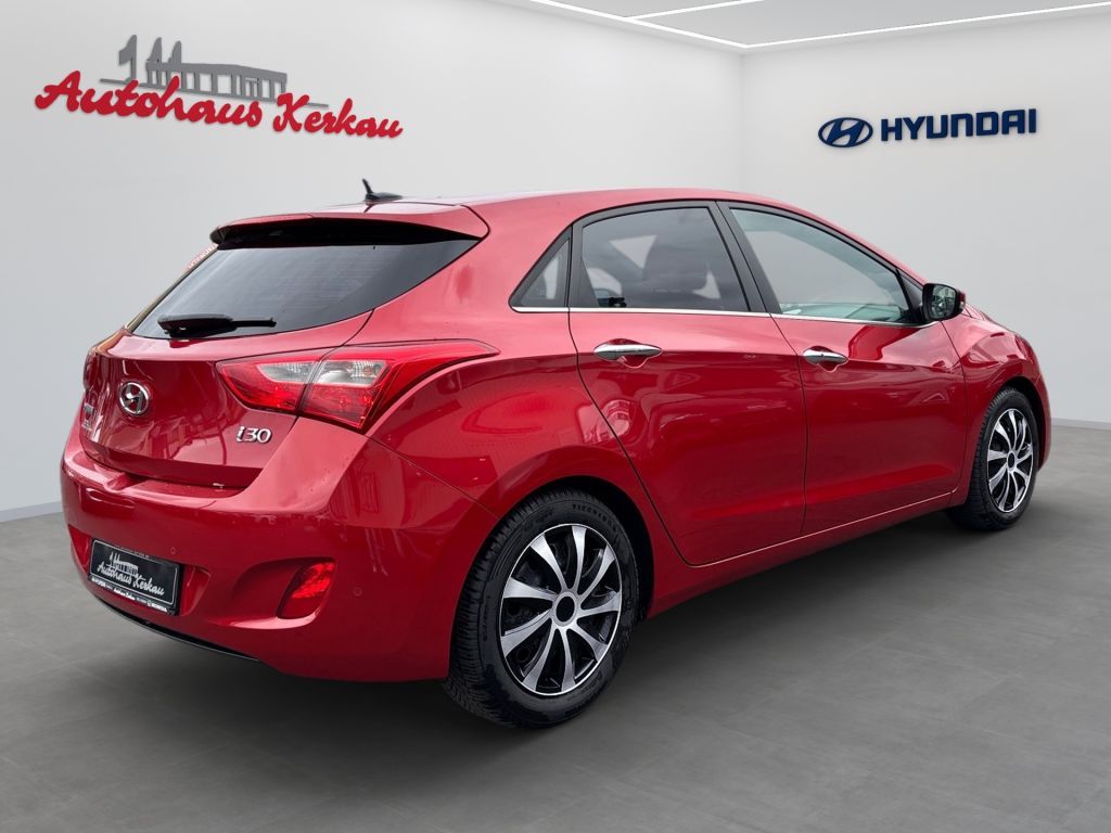 Fahrzeugabbildung Hyundai i30 blue 1.4 YES! Gold