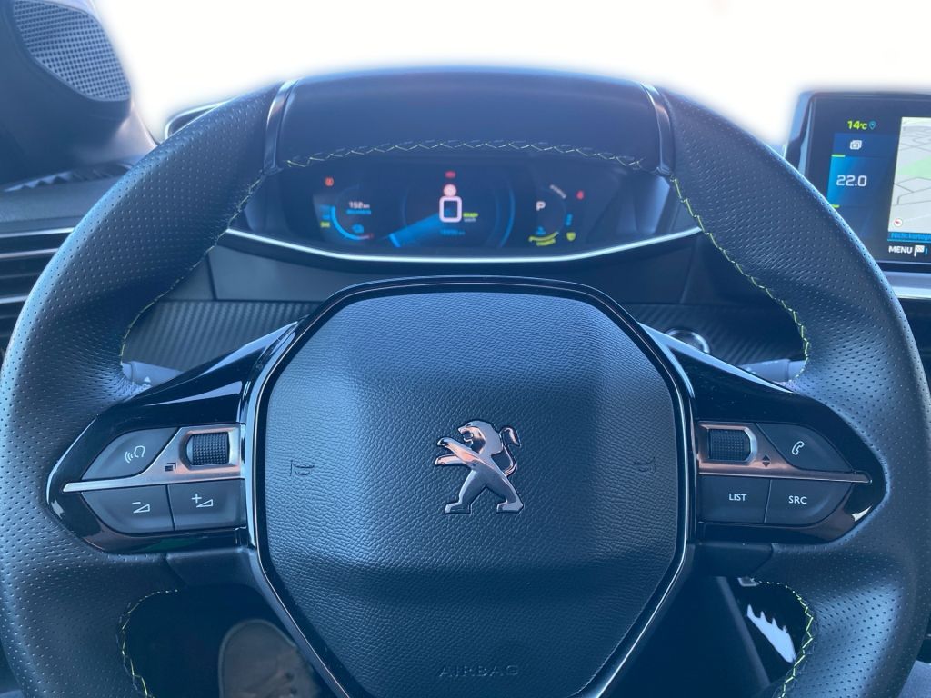 Fahrzeugabbildung Peugeot 208 Elektromotor 136 GT