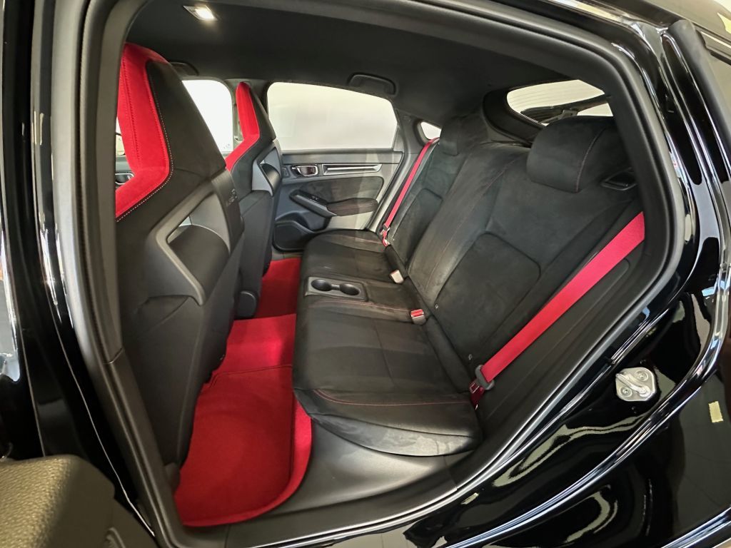 Fahrzeugabbildung Honda Civic 2.0 VTEC Turbo Type R J.A.S Edition