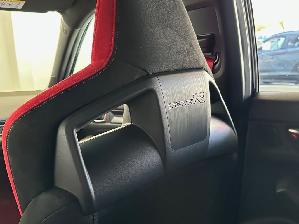 Fahrzeugabbildung Honda Civic 2.0 VTEC Turbo Type R J.A.S Edition