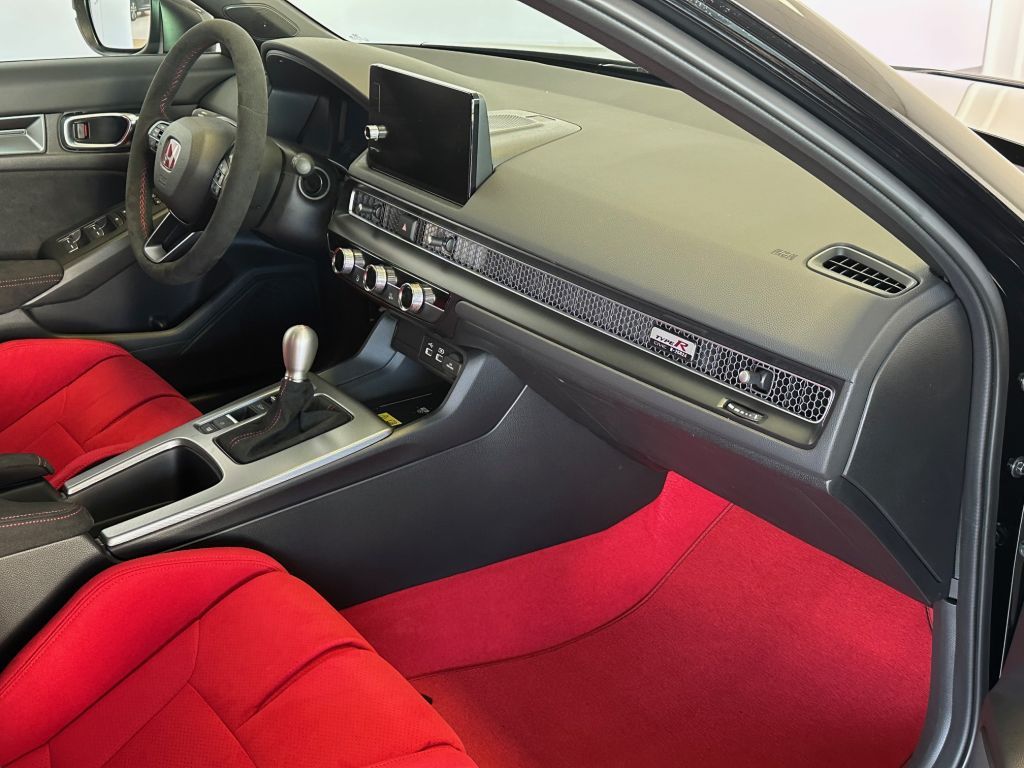 Fahrzeugabbildung Honda Civic 2.0 VTEC Turbo Type R J.A.S Edition