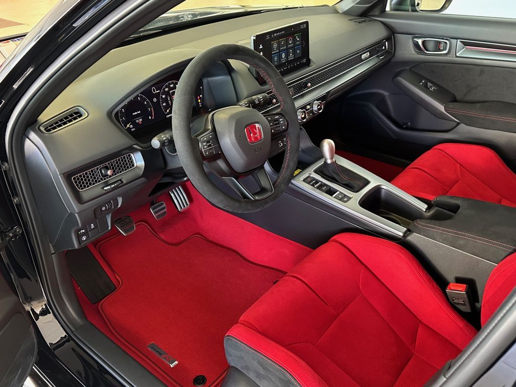 Fahrzeugabbildung Honda Civic 2.0 VTEC Turbo Type R J.A.S Edition