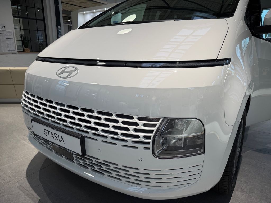 Fahrzeugabbildung Hyundai STARIA 1.6 T-GDI HEV Trend Parkp.+Easy Acces+18