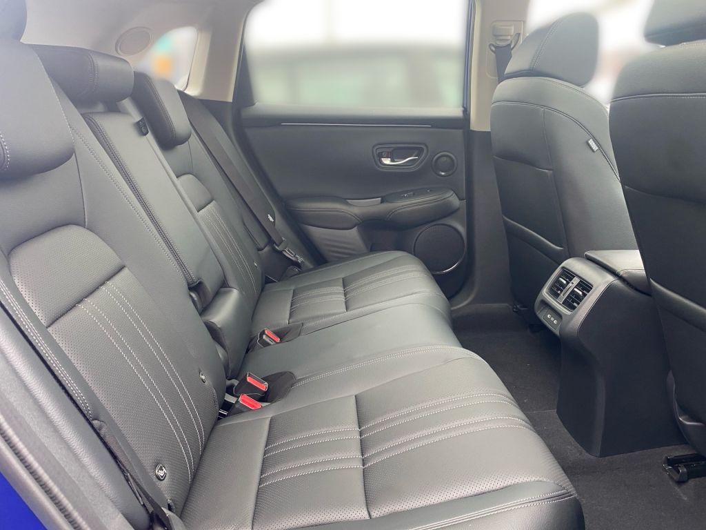 Fahrzeugabbildung Honda ZR-V e:HEV 2.0 i-MMD Hybrid Advance