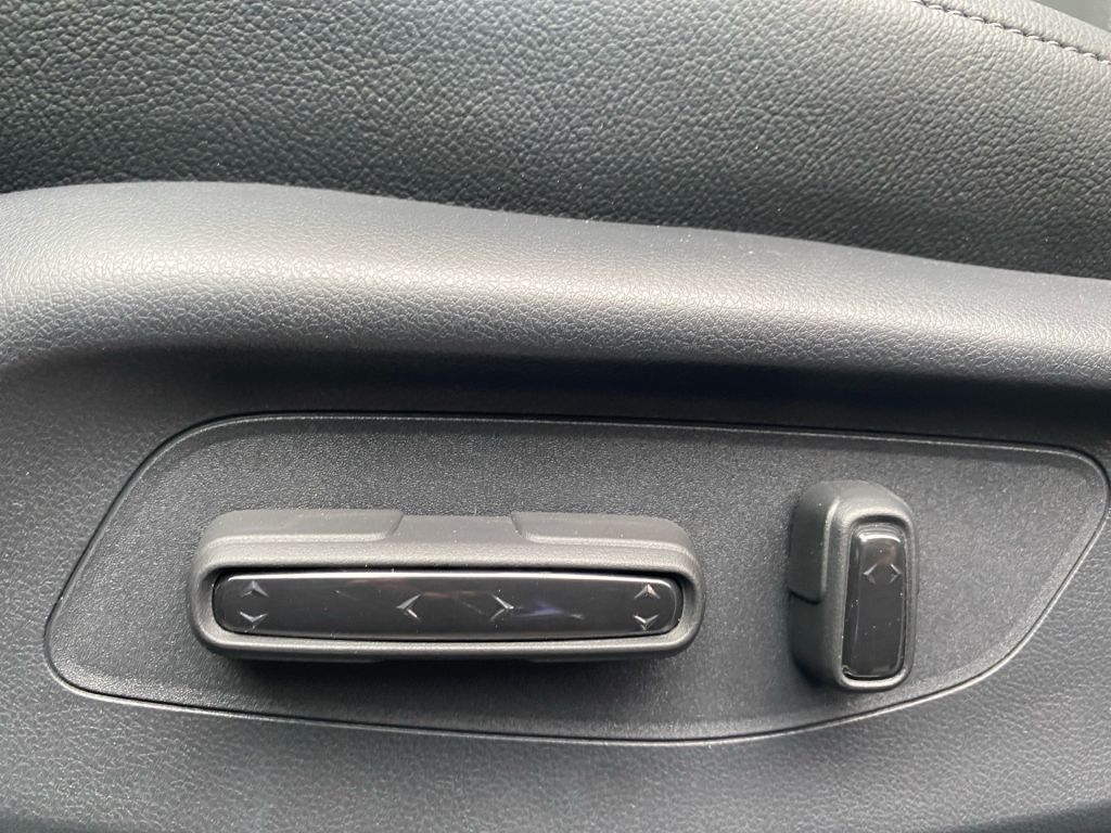Fahrzeugabbildung Honda ZR-V e:HEV 2.0 i-MMD Hybrid Advance