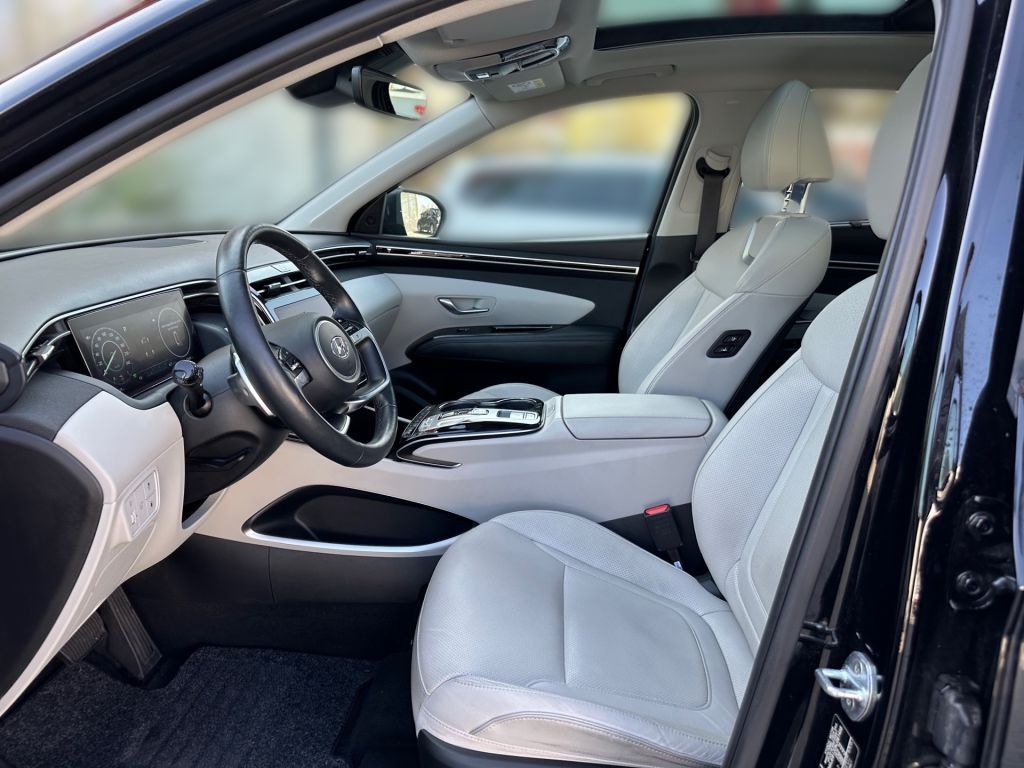 Fahrzeugabbildung Hyundai TUCSON 1.6 T-GDi Plug-in-Hybrid 4WD Prime