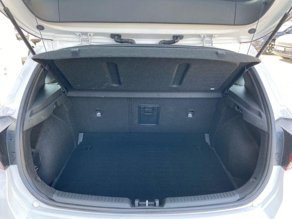 Fahrzeugabbildung Hyundai i30 1.5 T-GDI 48V-Hybrid Trend Navi