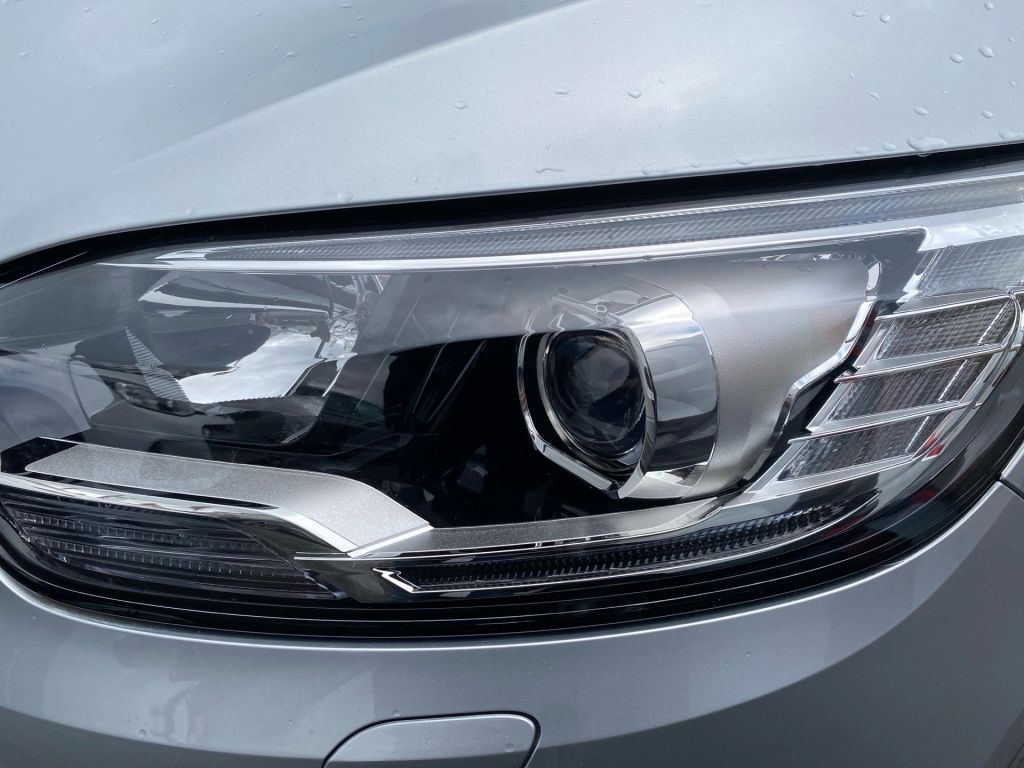 Fahrzeugabbildung Renault Grand Scenic BLUE dCi 120 BUSINESS EDITION