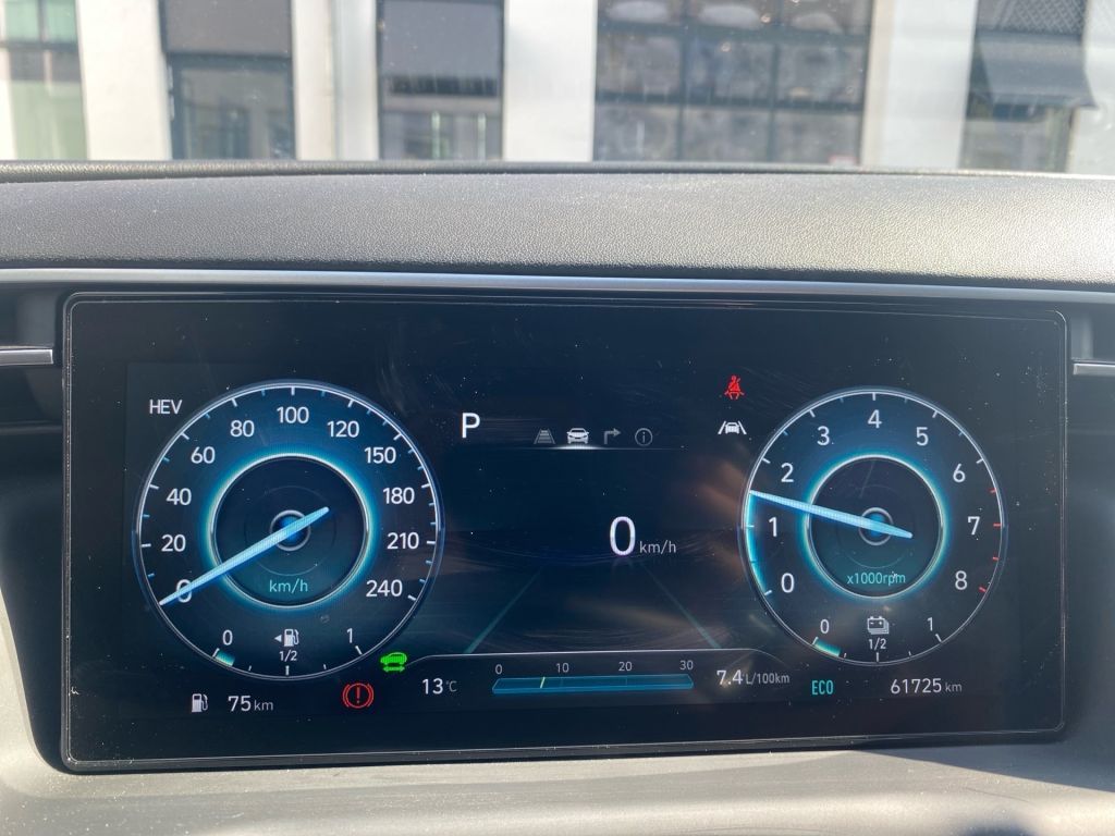 Fahrzeugabbildung Hyundai TUCSON 1.6 T-GDi Plug-in-Hybrid 4WD Prime