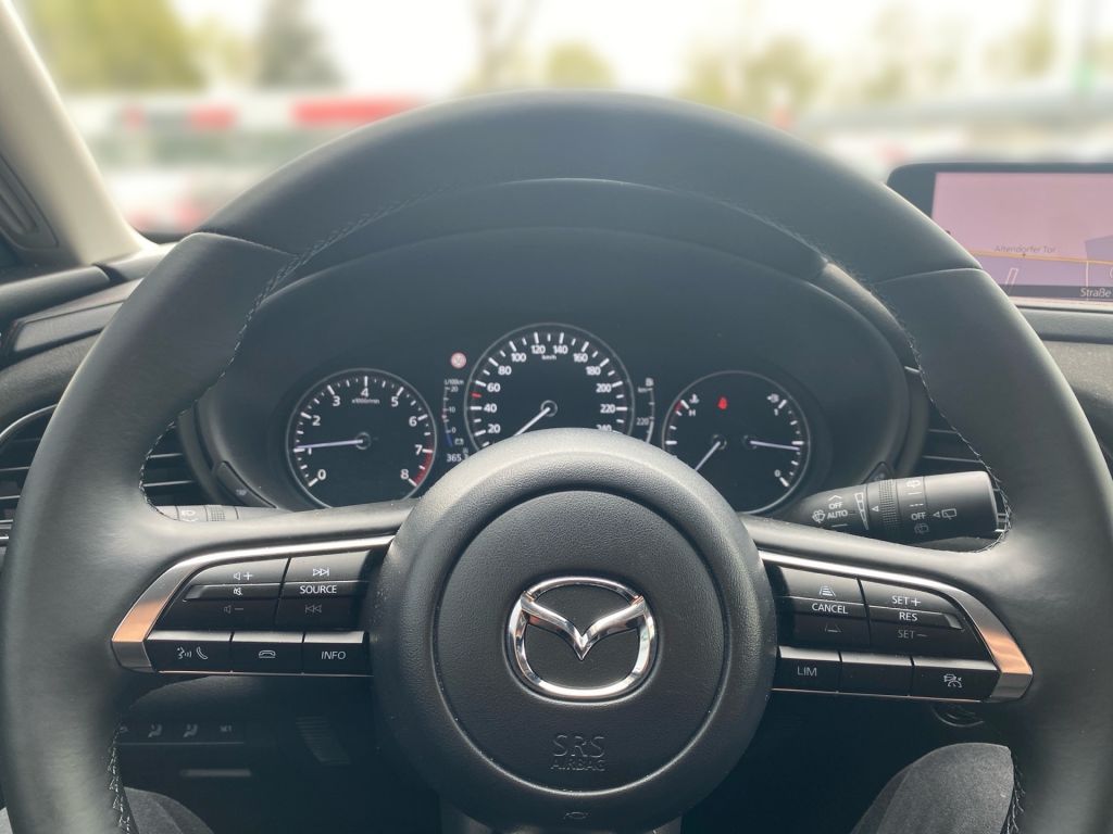 Fahrzeugabbildung Mazda CX-30 e-SKYACTIVE X 186 SKYACTIV-Drive AWD NAGIS