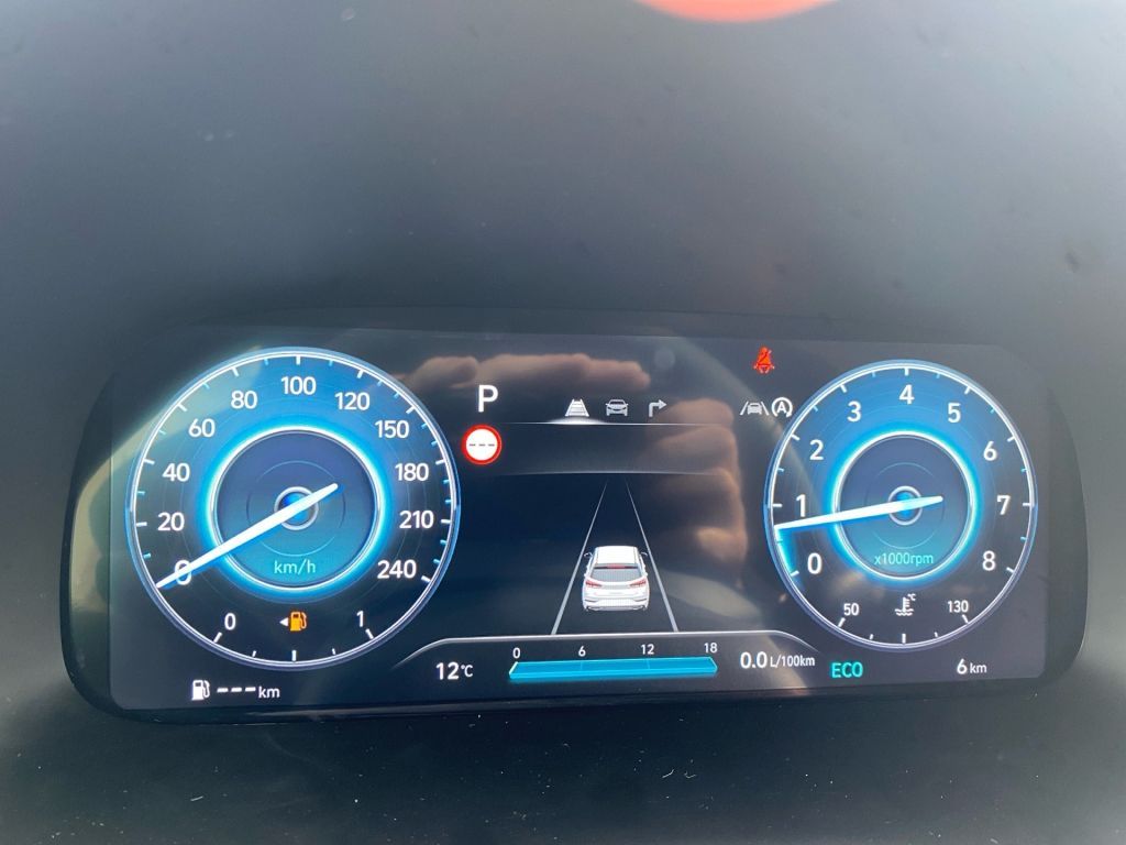Fahrzeugabbildung Hyundai i30 1.5 T-GDI 48V-Hybrid DCT Advantage (PD)