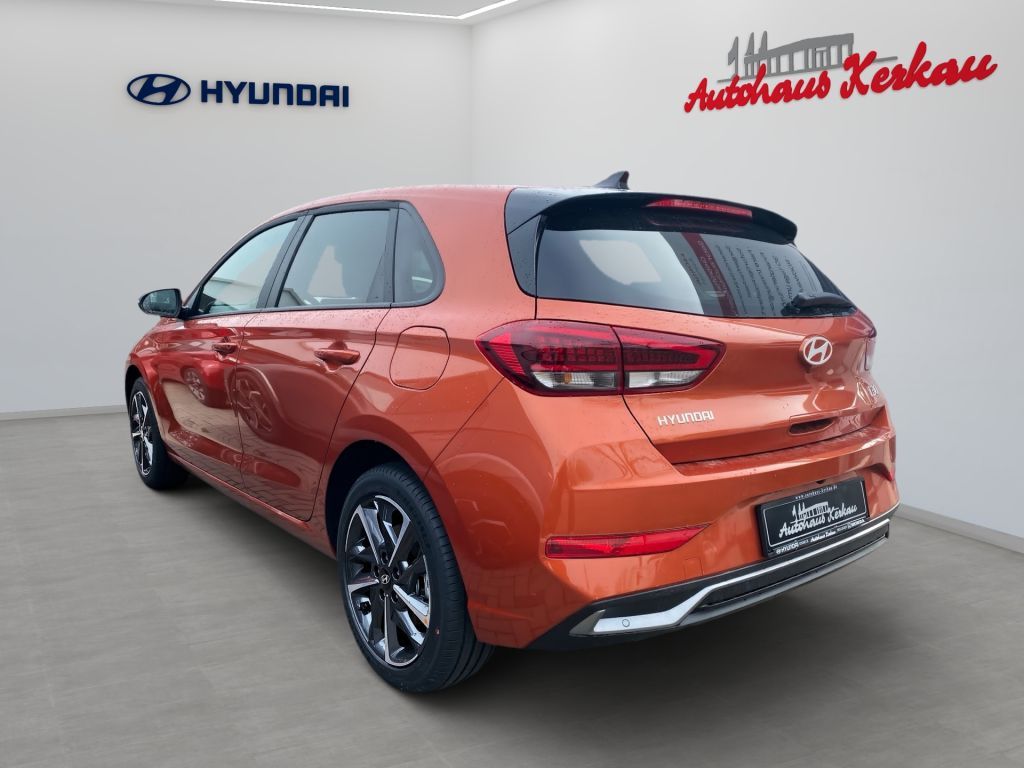 Fahrzeugabbildung Hyundai i30 1.5 T-GDI 48V-Hybrid DCT Advantage (PD)