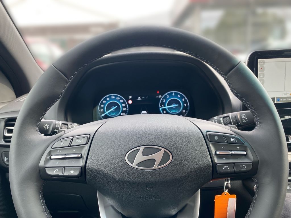 Fahrzeugabbildung Hyundai i30 1.5 T-GDI 48V-Hybrid DCT Advantage (PD)