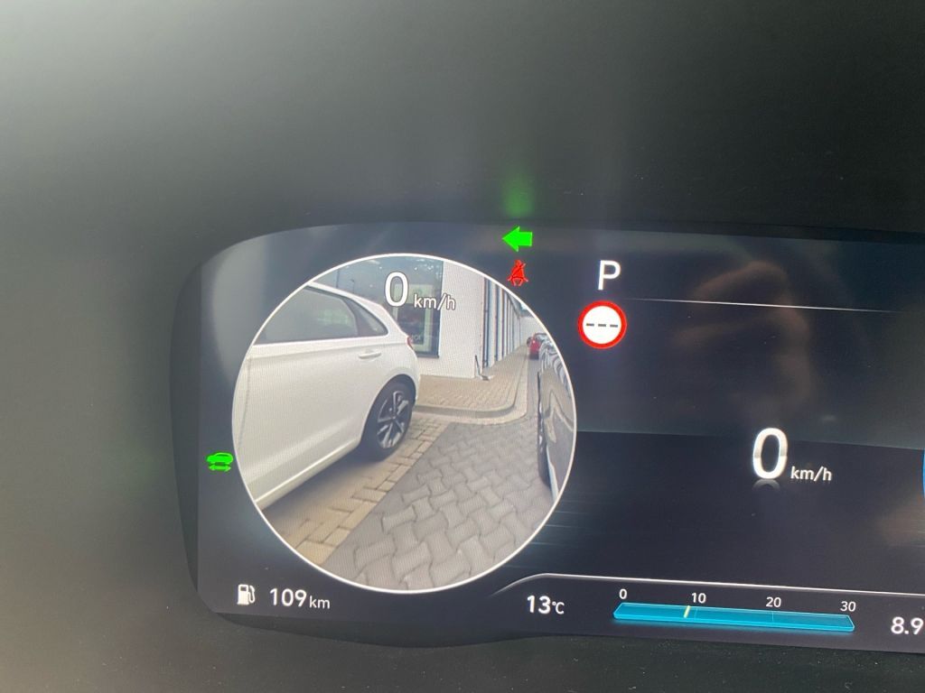 Fahrzeugabbildung Hyundai SANTA FE 1.6 Plugin-Hybrid 4WD Signature