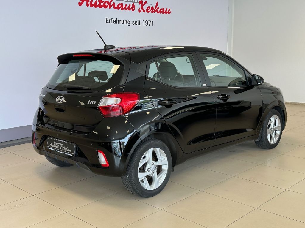 Fahrzeugabbildung Hyundai i10 1.2 Automatik Trend Ganzjahresreifen+Komfort