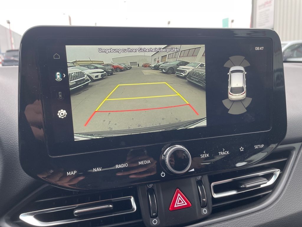 Fahrzeugabbildung Hyundai i30 Kombi 1.0 T-GDI Adv.*Car Play*AT