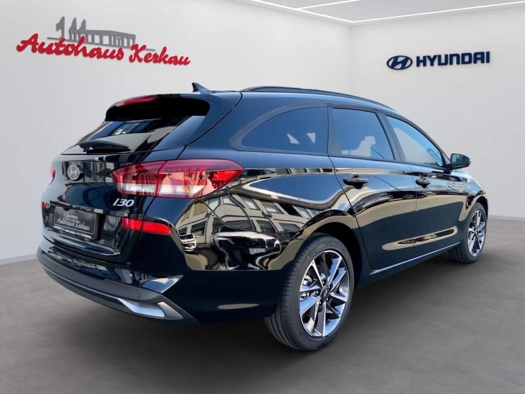 Fahrzeugabbildung Hyundai i30 Kombi 1.0 T-GDI Advantage (PD)