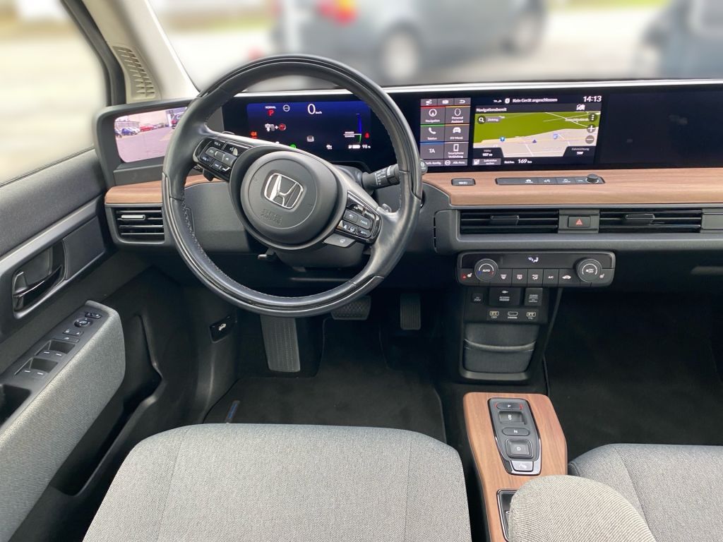 Fahrzeugabbildung Honda Honda e Advance-Paket