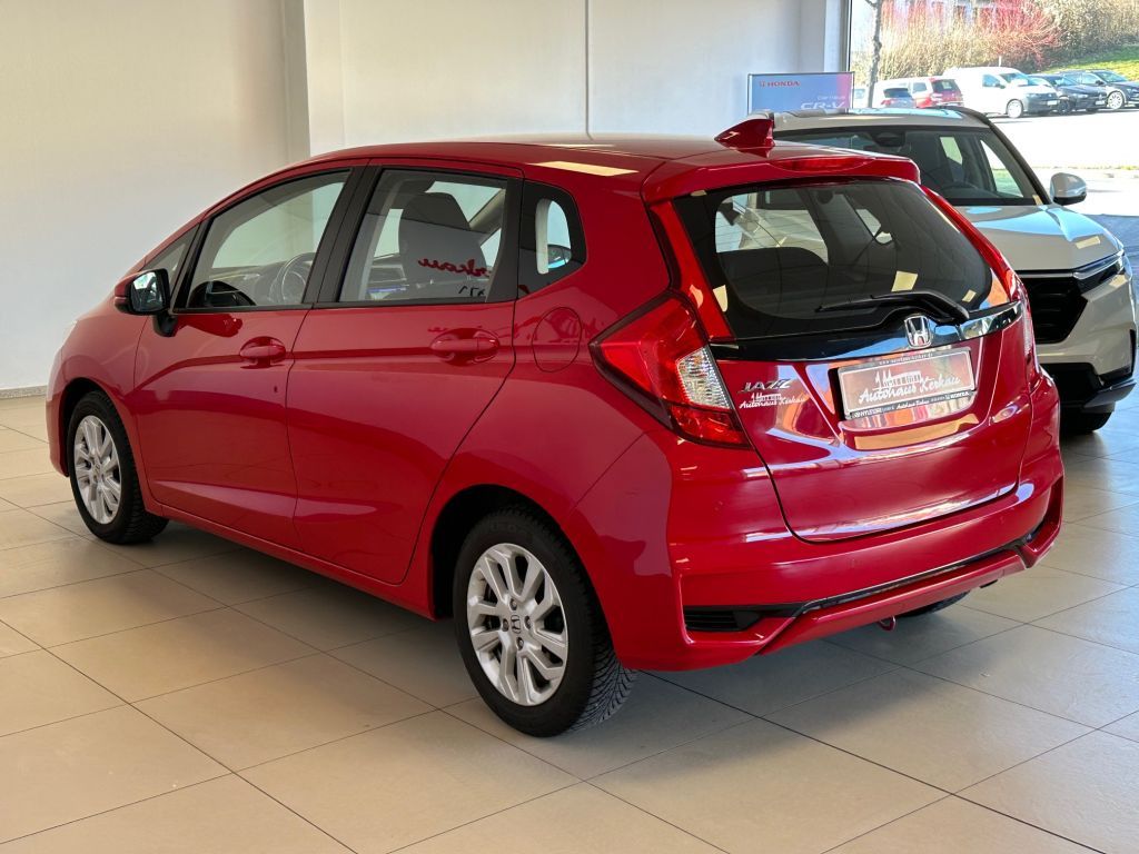 Fahrzeugabbildung Honda Jazz 1.3 CVT Comfort Automatik + Navi +