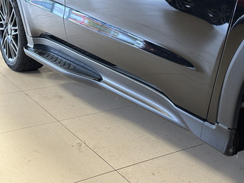 Fahrzeugabbildung Honda HR-V 1.5 i-VTEC CVT Executive + Black Edition +