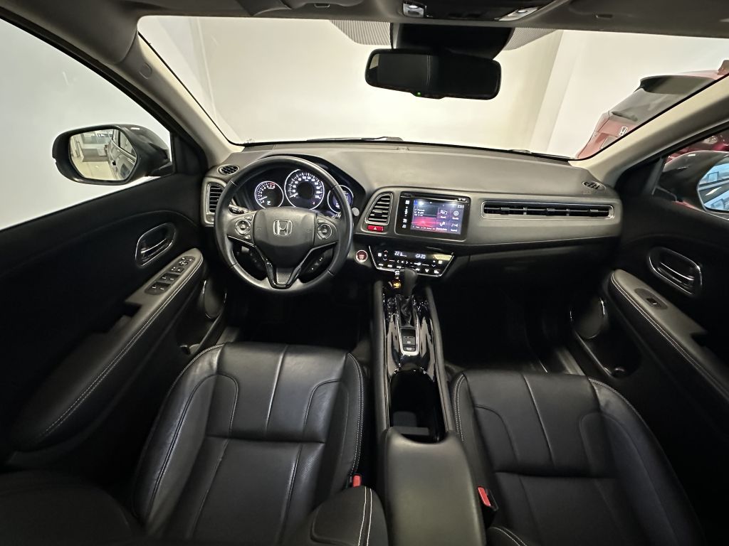Fahrzeugabbildung Honda HR-V 1.5 i-VTEC CVT Executive + Black Edition +