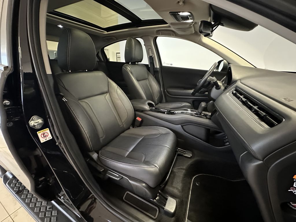 Fahrzeugabbildung Honda HR-V 1.5 i-VTEC CVT Executive + Black Edition +