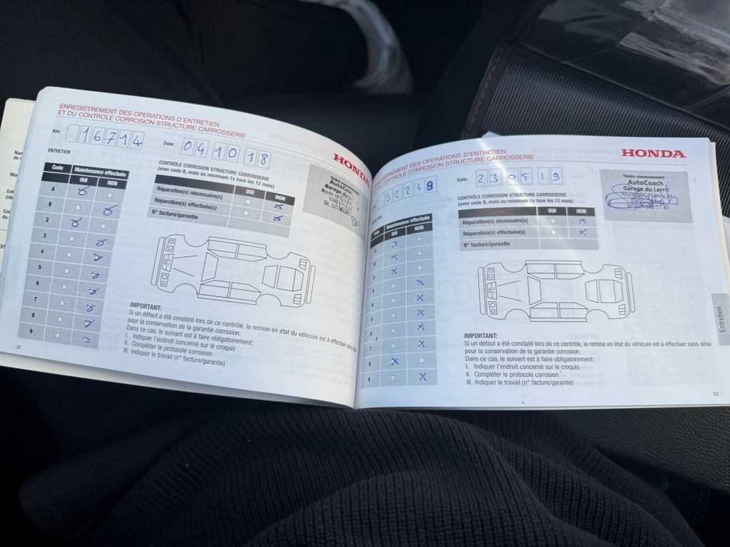 Fahrzeugabbildung Honda HR-V 1.5 i-VTEC CVT Executive*Black Edition*Pano