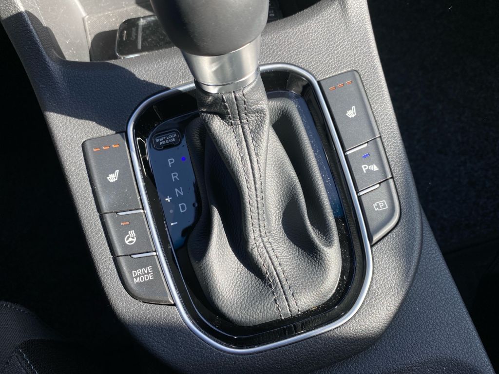 Fahrzeugabbildung Hyundai i30 1.5 T-GDI 48V-Hybrid EDITION 30+