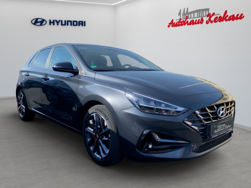 Fahrzeugabbildung Hyundai i30 1.5 T-GDI 48V-Hybrid EDITION 30+