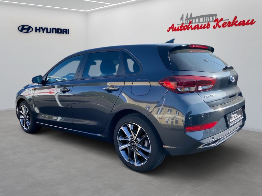 Fahrzeugabbildung Hyundai i30 1.5 T-GDI 48V-Hybrid EDITION 30+