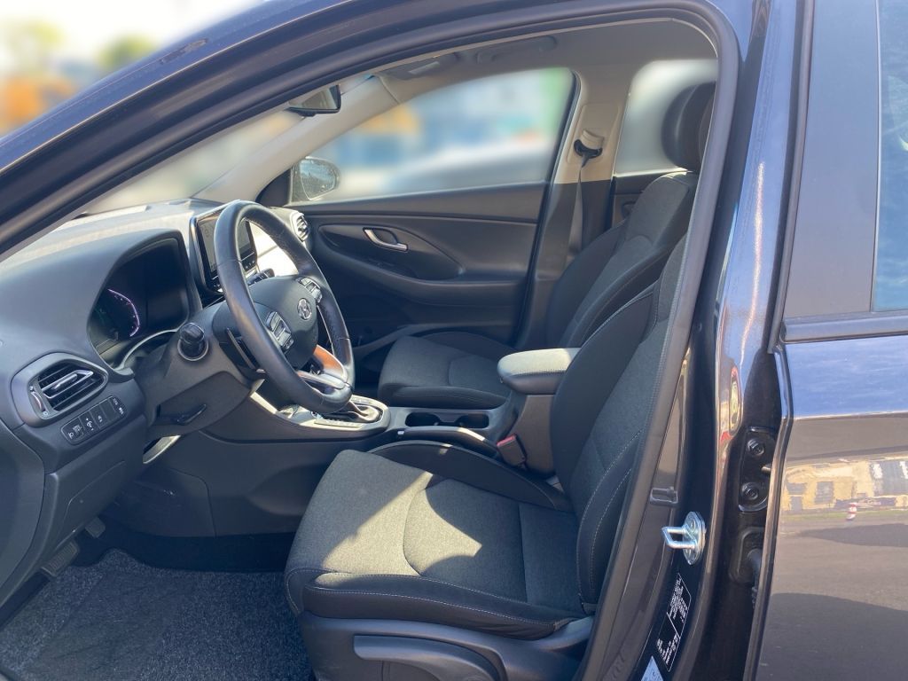 Fahrzeugabbildung Hyundai i30 1.5 T-GDI 48V-Hybrid EDITION 30+