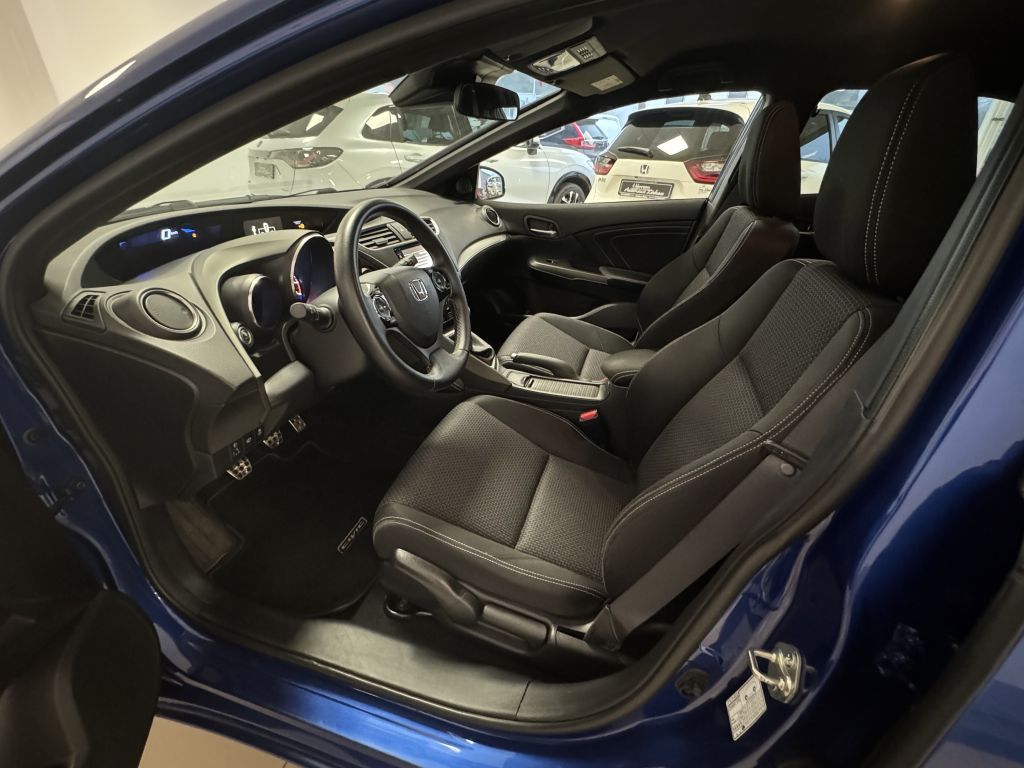 Fahrzeugabbildung Honda Civic 1.8 i-VTEC Sport +1.HAND+WR+GARA+R.KAM