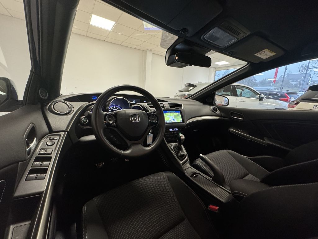 Fahrzeugabbildung Honda Civic 1.8 i-VTEC Sport +1.HAND+WR+GARA+R.KAM