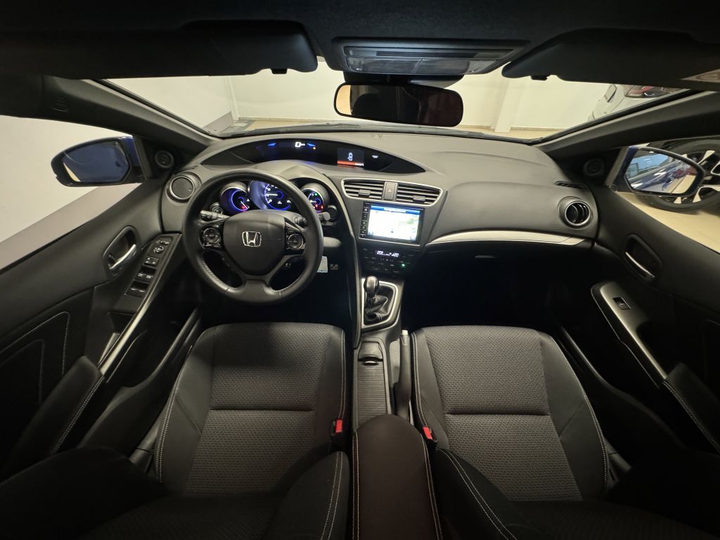 Fahrzeugabbildung Honda Civic 1.8 i-VTEC Sport +1.HAND+WR+GARA+R.KAM