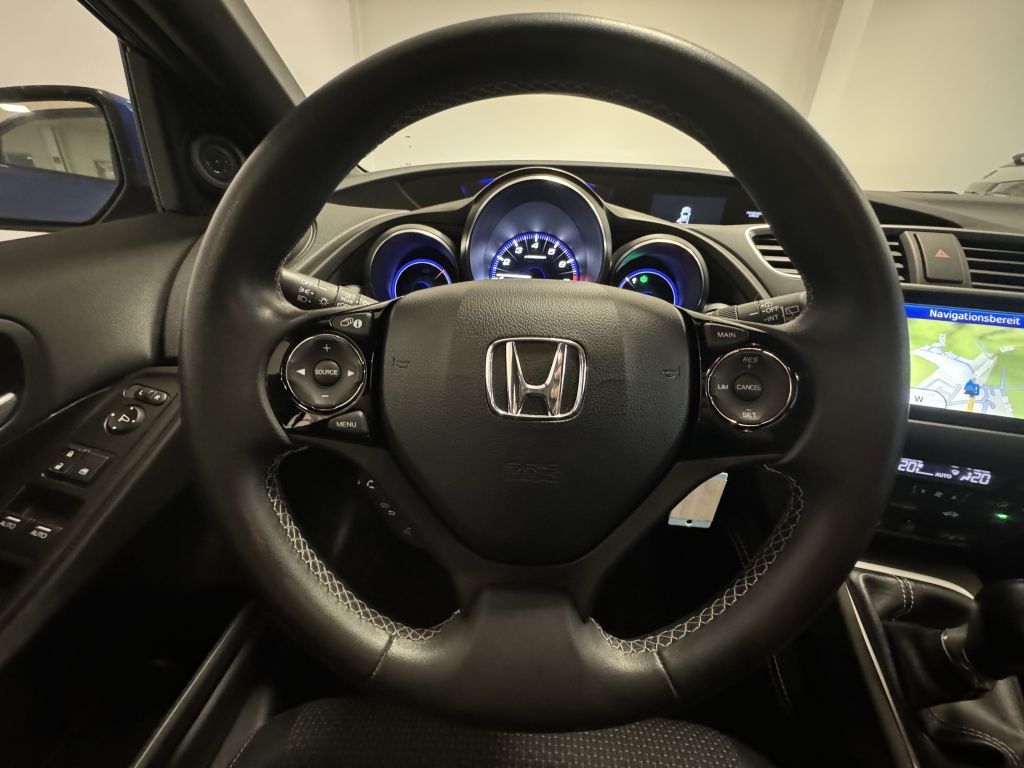 Fahrzeugabbildung Honda Civic 1.8 i-VTEC Sport +1.HAND+WR+GARA+R.KAM