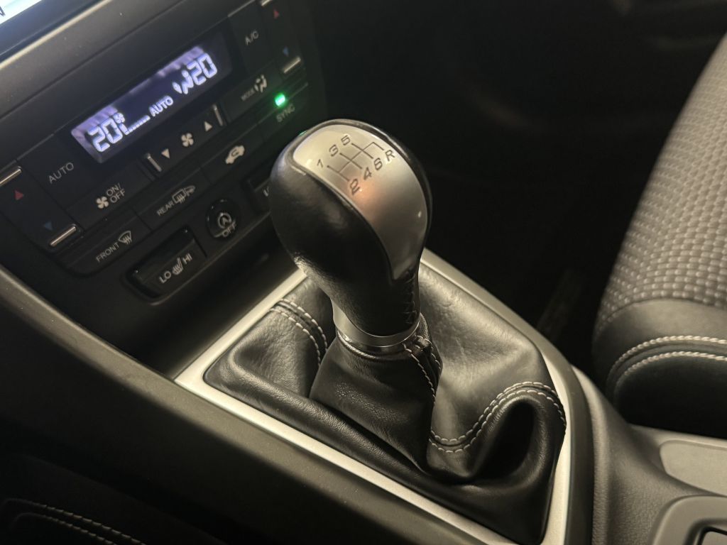 Fahrzeugabbildung Honda Civic 1.8 i-VTEC Sport +1.HAND+WR+GARA+R.KAM