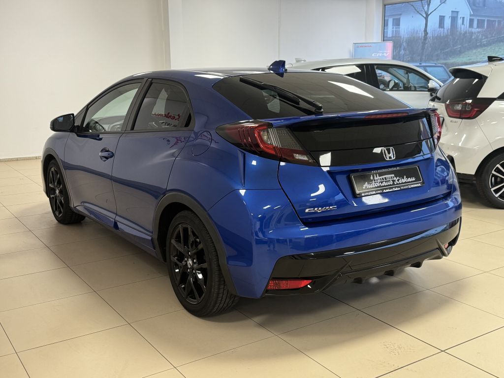 Fahrzeugabbildung Honda Civic 1.8 i-VTEC Sport +1.HAND+WR+GARA+R.KAM