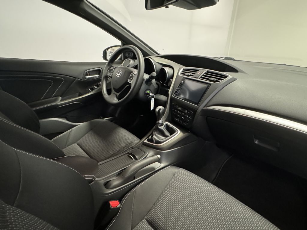 Fahrzeugabbildung Honda Civic 1.8 i-VTEC Sport +1.HAND+WR+GARA+R.KAM