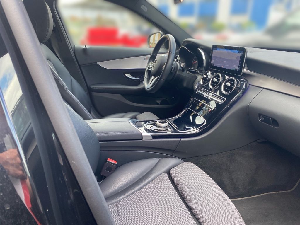 Fahrzeugabbildung Mercedes-Benz C 200 d T 9G-TRONIC