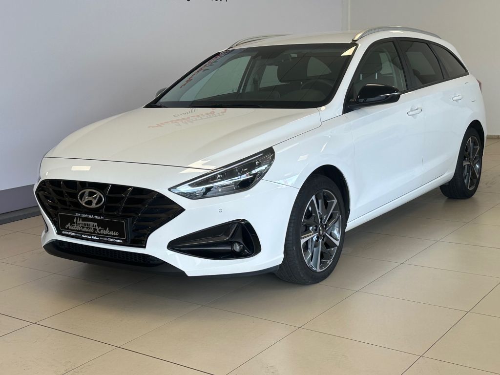 Fahrzeugabbildung Hyundai i30 Kombi 1.6 CRDI EDITION 30+