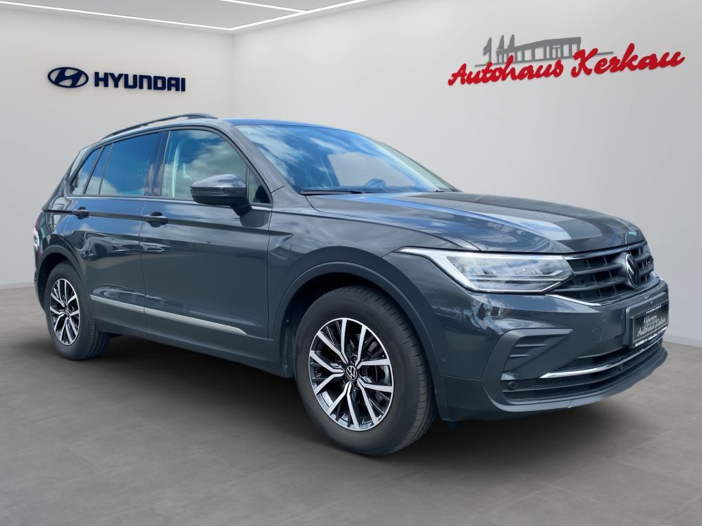 Fahrzeugabbildung Volkswagen Tiguan 2.0 TDI SCR DSG Life