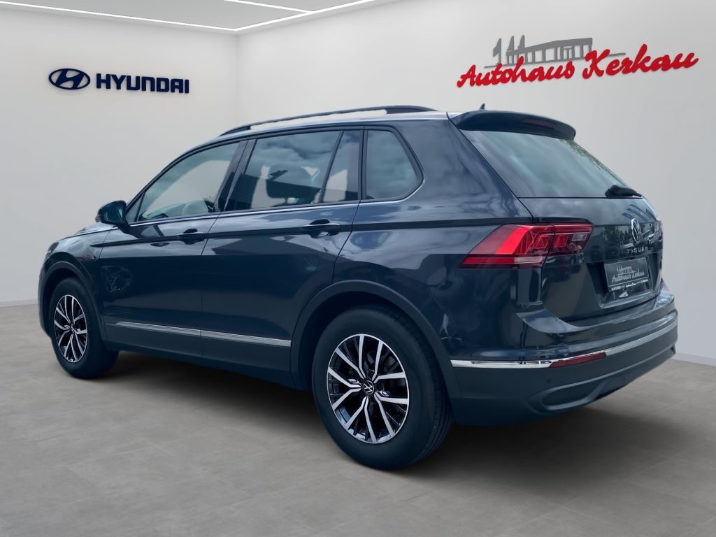 Fahrzeugabbildung Volkswagen Tiguan 2.0 TDI SCR DSG Life