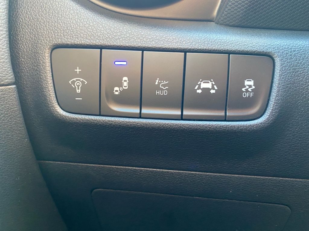 Fahrzeugabbildung Hyundai Kona 1.0 T-GDI Premium