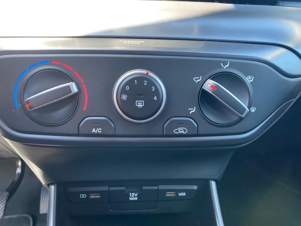 Fahrzeugabbildung Hyundai i20 blue 1.2 Select