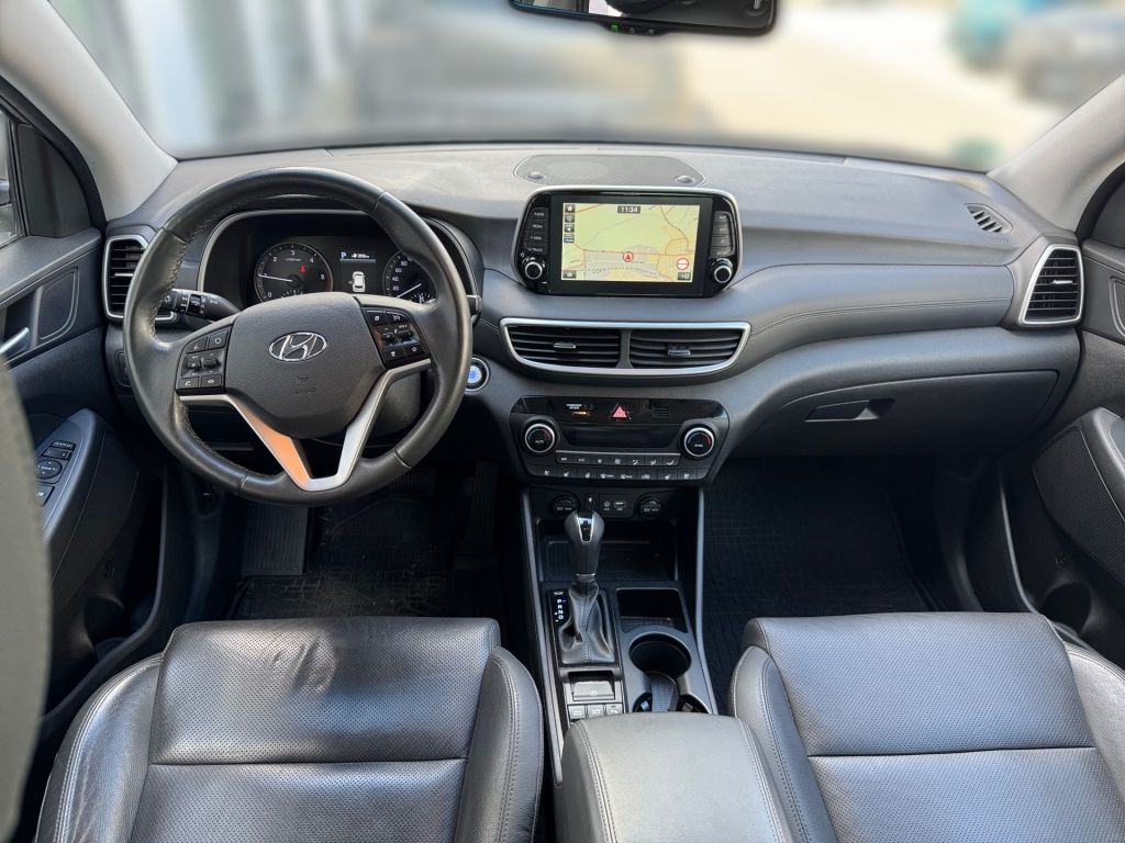 Fahrzeugabbildung Hyundai Tucson 2.0CRDi 4WD Aut. Premium LED+LEDER+ASCC