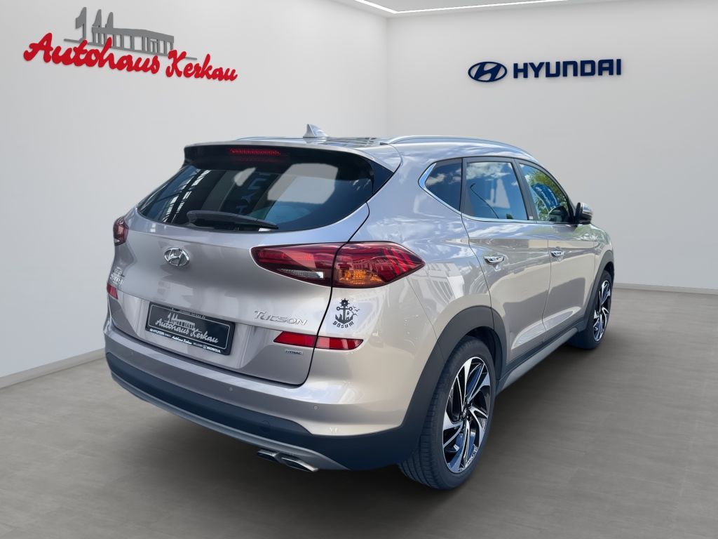 Fahrzeugabbildung Hyundai Tucson 2.0CRDi 4WD Aut. Premium LED+LEDER+ASCC