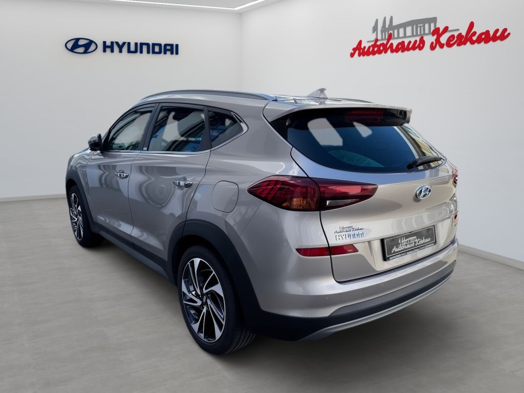 Fahrzeugabbildung Hyundai Tucson 2.0CRDi 4WD Aut. Premium LED+LEDER+ASCC