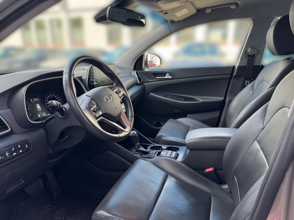 Fahrzeugabbildung Hyundai Tucson 2.0CRDi 4WD Aut. Premium LED+LEDER+ASCC
