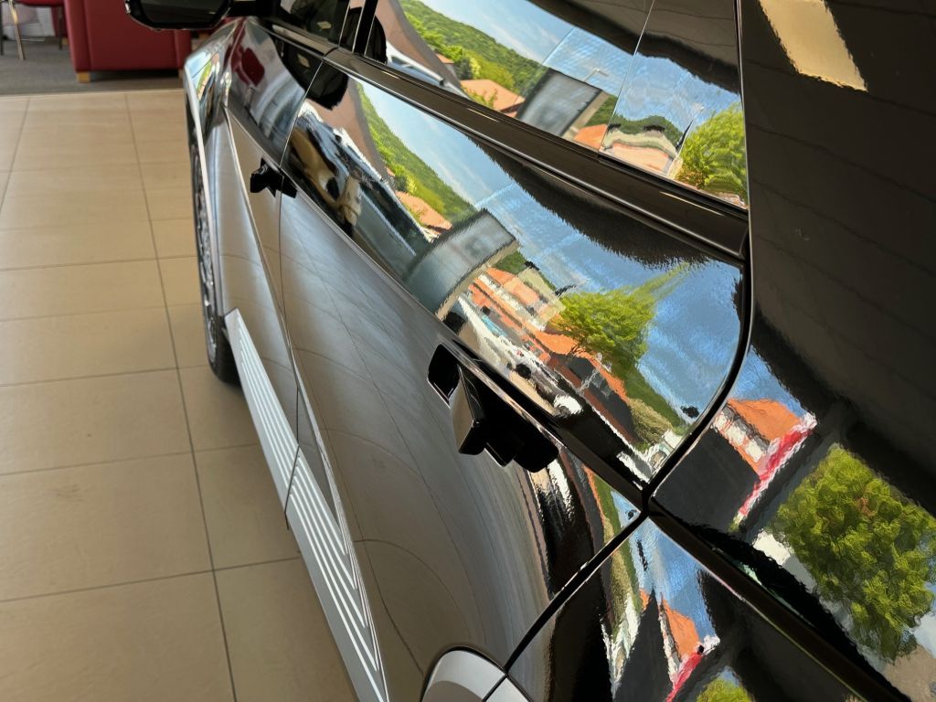 Fahrzeugabbildung Hyundai IONIQ 5 72,6 kWh 4WD Project 45 elekt. Türgriffe